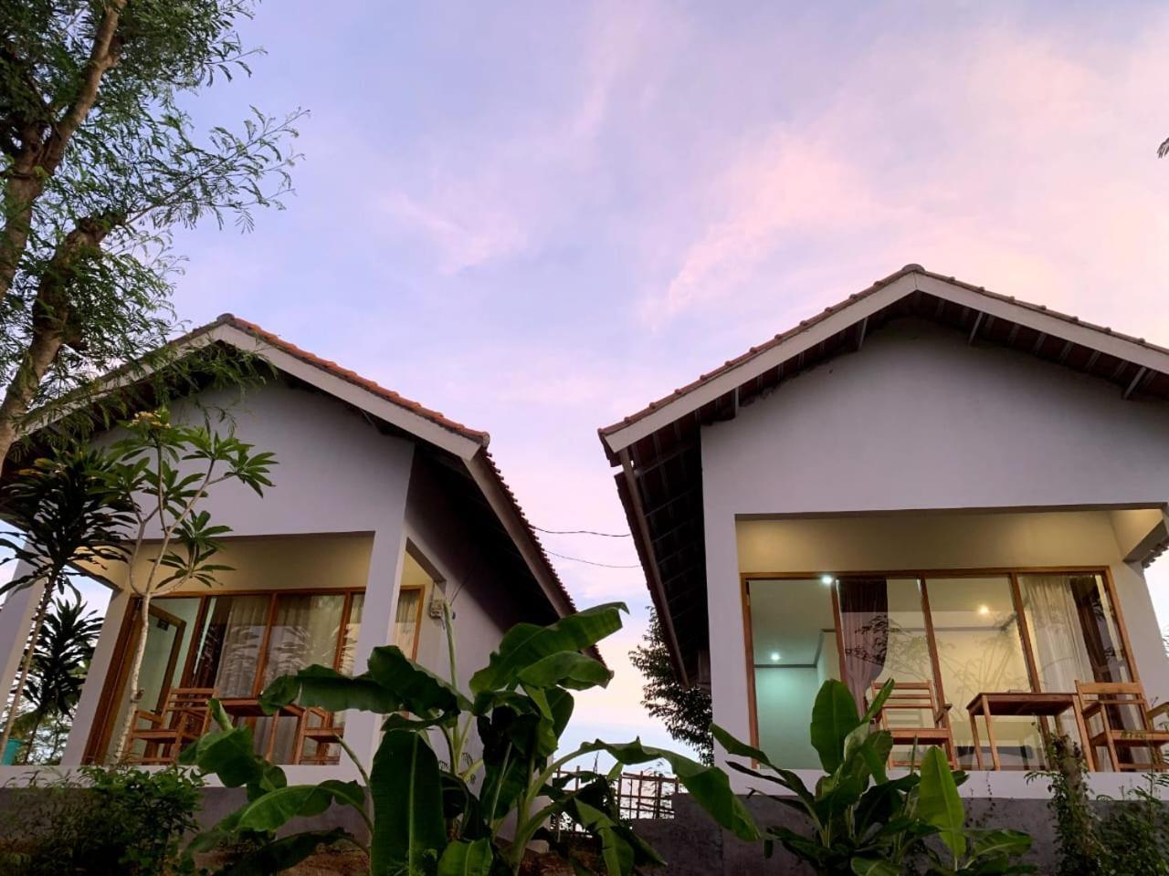 Tommy Homestay Plambi Exterior photo